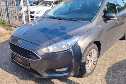 Ford Focus 186.500 km 4.990 € Buxtehude 21614