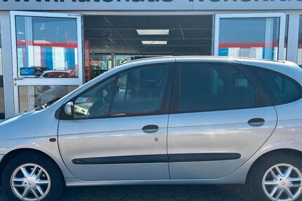 Renault Scenic 128.347 km 1.970 &euro; Winsen (Luhe) 21423