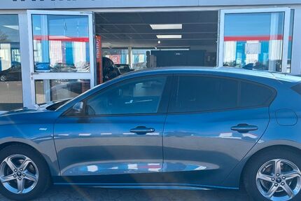Ford Focus 87.032 km 15.970 &euro; Winsen (Luhe) 21423