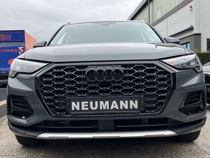 Q3