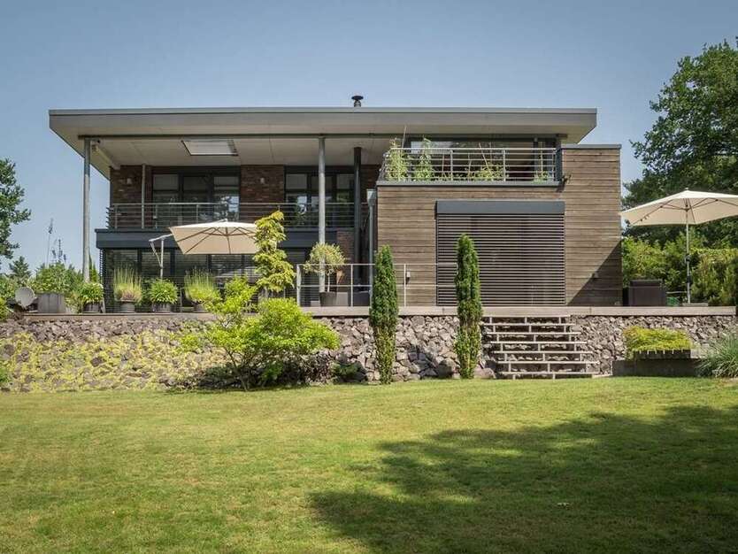 Haus zum Kaufen in Seevetal Ramelsloh 1.295.000 € 170 m²