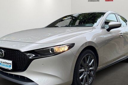 Mazda 3 21.152 km 22.685 &euro; Hamburg 22457