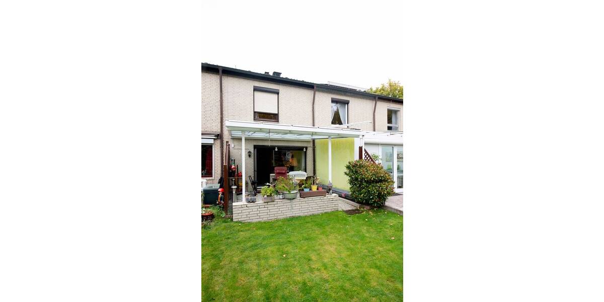 Familienidyll in Hamburg-Eidelstedt: Gepflegtes Reihenhaus mit Vollkeller, Garage und modernen Extras 3 zimmer