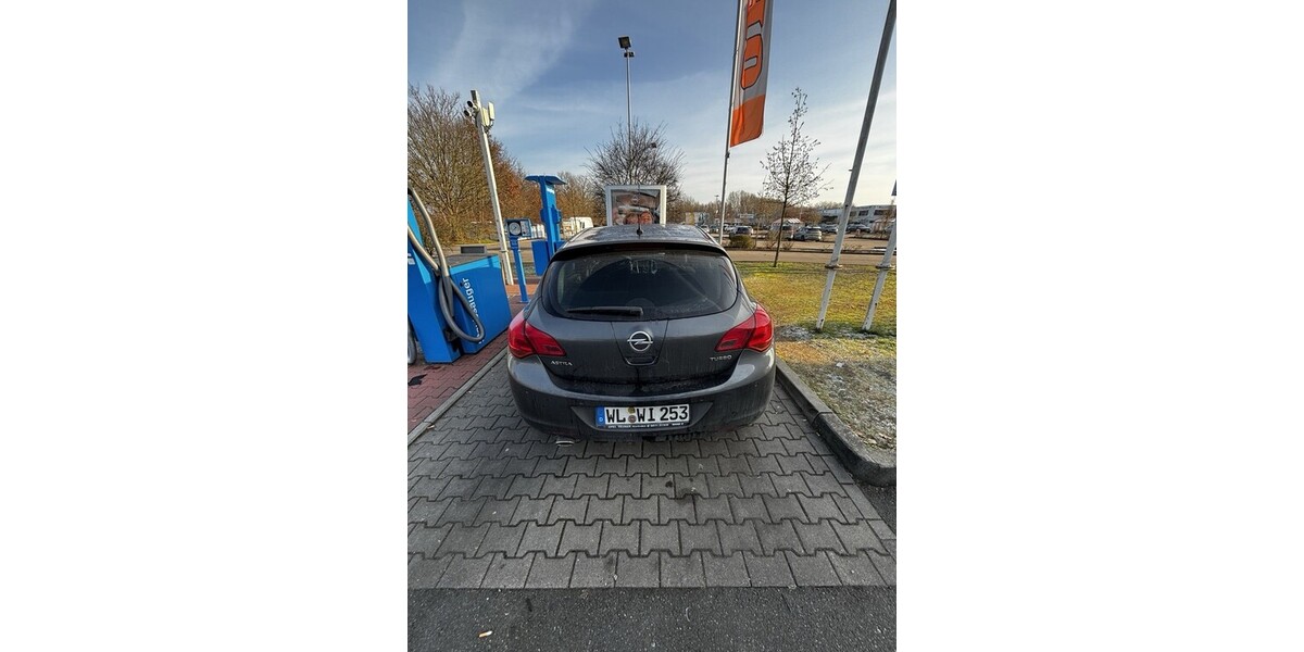 Opel Astra J 204.500 km 3.700 &euro; Winsen (Luhe) 21423