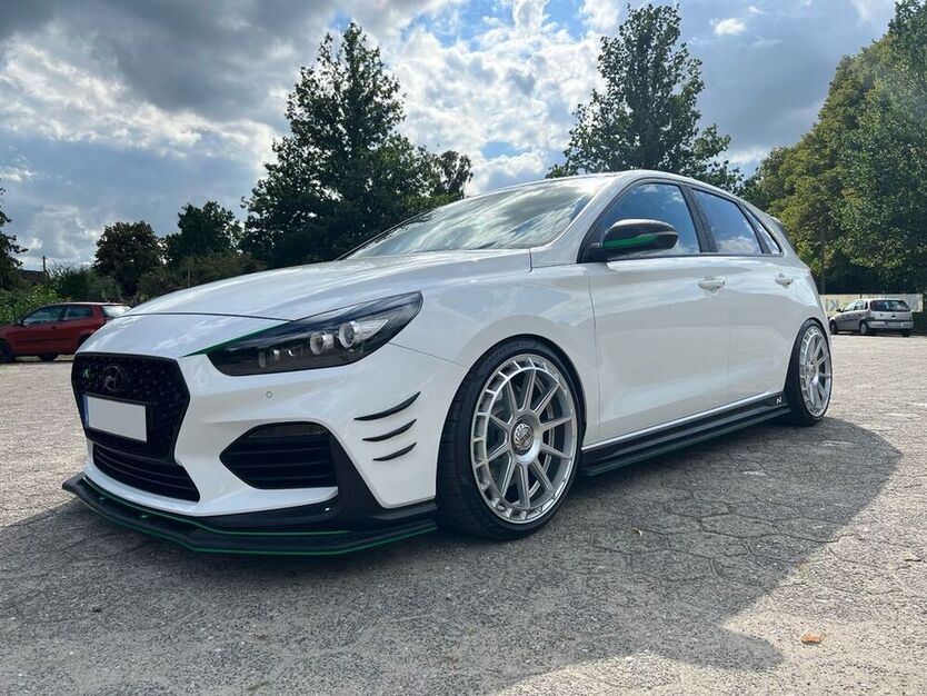 i30