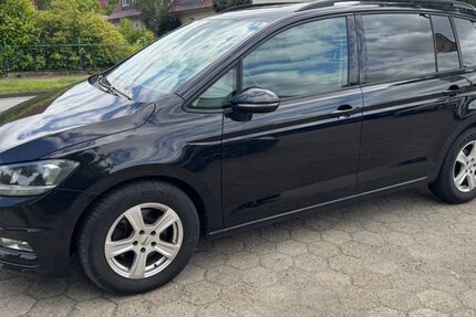 VW Touran 237.000 km 10.499 &euro; Stelle 21435