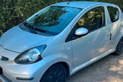 Toyota Aygo (X) 118.881 km 2.000 € Hamburg 22143