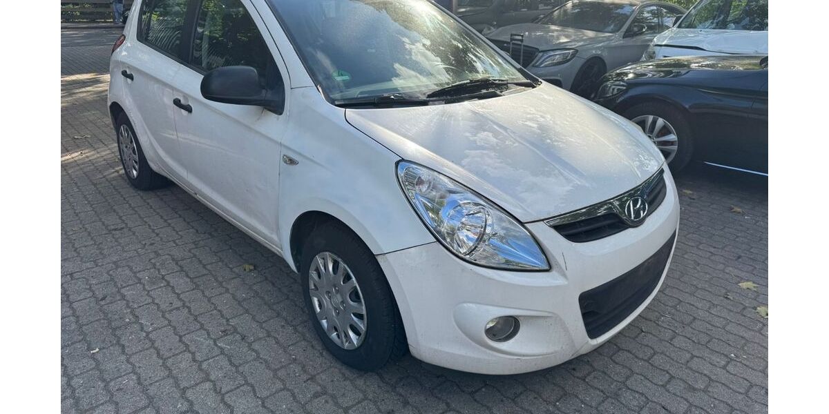 Hyundai i20 204.000 km 1.190 &euro; Hamburg 22043