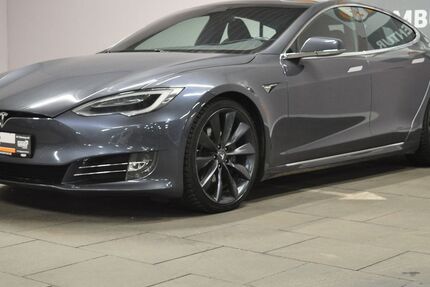 Tesla Model S 56.005 km 43.990 &euro; Schenefeld | Hamburg 22869