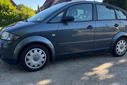 Audi A2 200.000 km 1.100 &euro; Stelle 21435