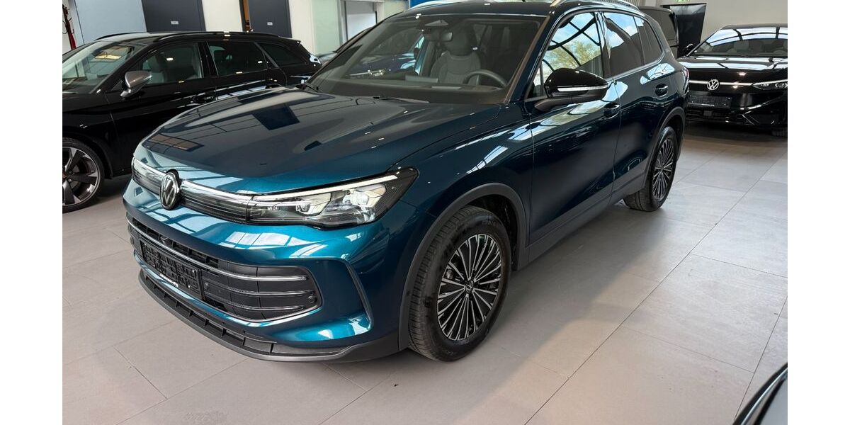 VW Tiguan 26.200 km 34.890 &euro; Tornesch 25436