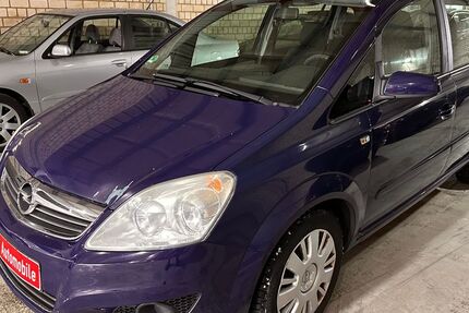 Opel Zafira 147.206 km 3.250 &euro; Hamburg 21079