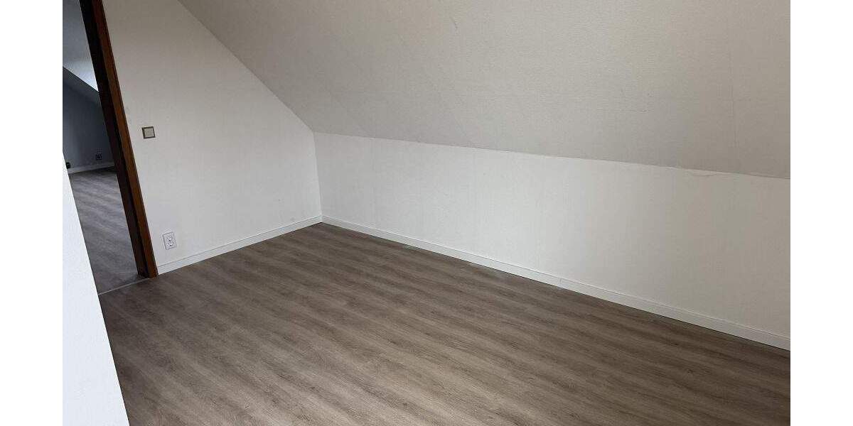 Etagenwohnung Hamburg Neugraben-Fischbek - 3 Zimmer, 124 m&sup2;, 1.116&euro; | Angebot:25317483