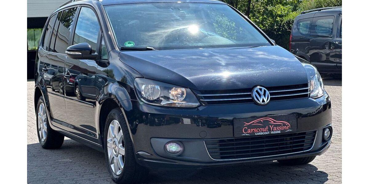 VW Touran 134.000 km 8.690 &euro; Buxtehude 21614