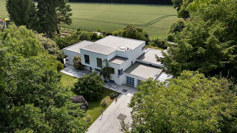 Haus zum Kaufen in Wentorf bei Hamburg 1.450.000 € 234.2 m²