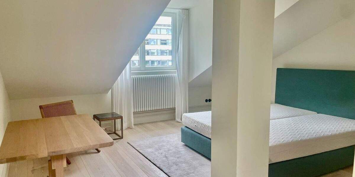 Etagenwohnung Hamburg Rotherbaum - 3 Zimmer, 110 m&sup2;, 3.700&euro; | Angebot:26471163