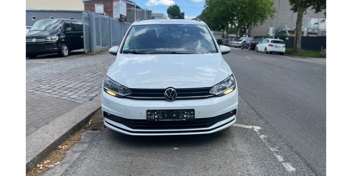 VW Touran 365.319 km 7.900 &euro; Hamburg OT Hamm 20537