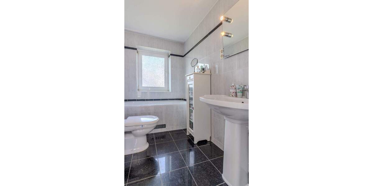 Bungalow Hamburg Osdorf - 4 Zimmer, 147 m&sup2;, 1.145.000&euro; | Angebot:25822365