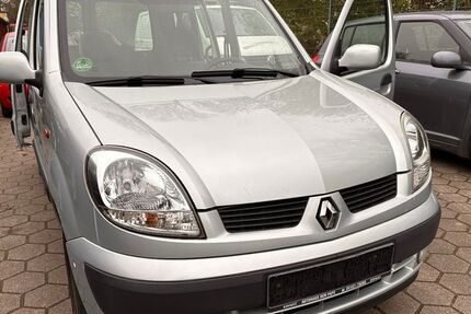Renault Kangoo 135.400 km 5.299 &euro; Hamburg 21079