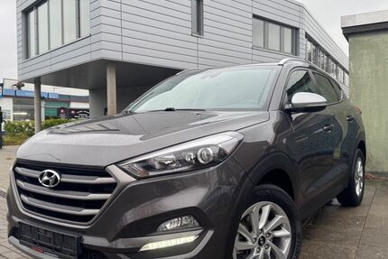 Hyundai TUCSON 119.000 km 13.990 &euro; Pinneberg 25421