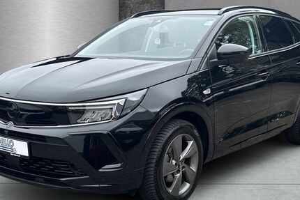 Opel Grandland (X) 13.652 km 26.990 &euro; Hamburg 22117