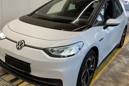 VW ID.3 22.981 km 20.888 &euro; Hamburg 22761