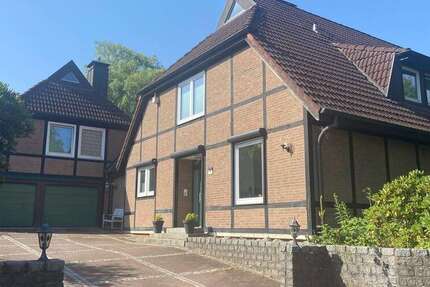 Haus zum Kaufen in Quickborn 1.495.000 € 440 m²