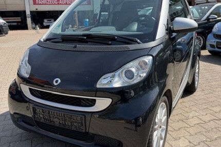 Smart ForTwo 111.146 km 5.590 &euro; Hamburg 22177