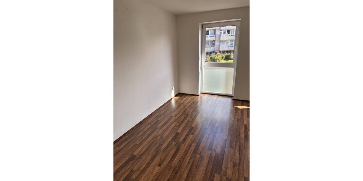 Etagenwohnung Hamburg Schnelsen - 3 Zimmer, 82 m&sup2;, 5.000&euro; | Angebot:26257617