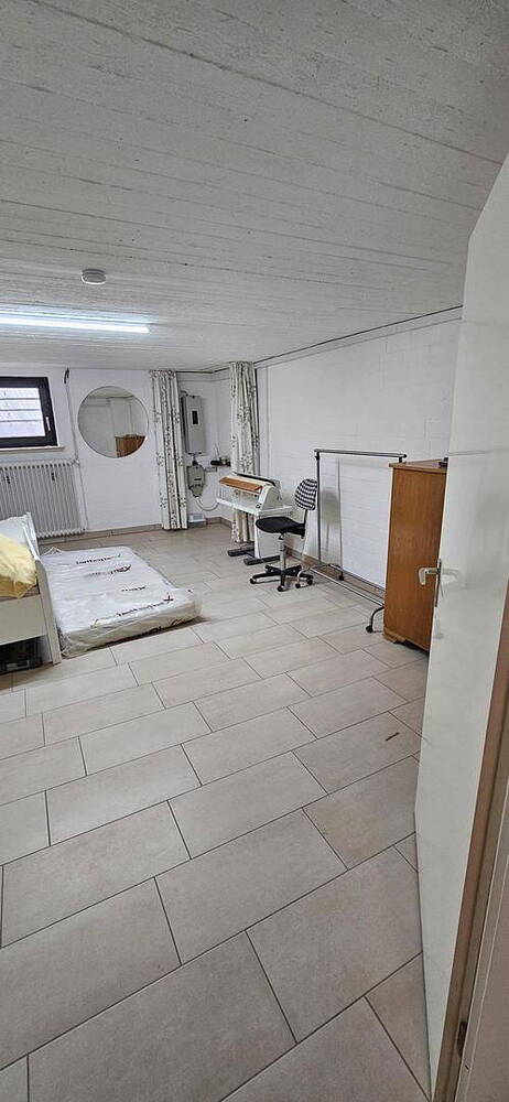 Doppelhaushälfte saniert mit Garten und Garage