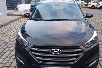 Hyundai TUCSON 40.000 km 16.900 &euro; Hamburg 22523
