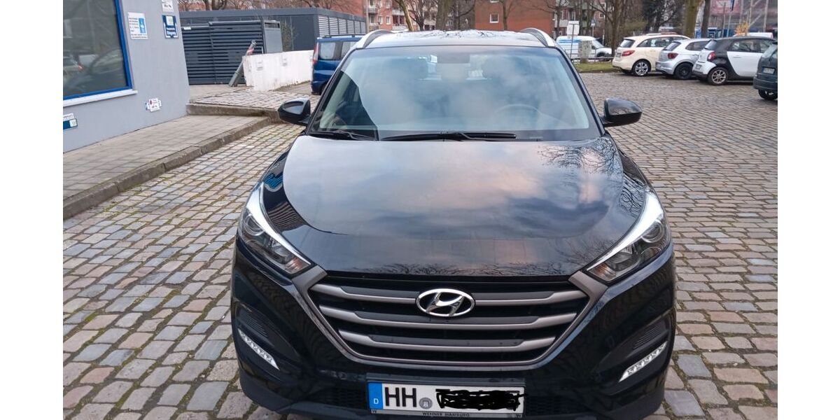 Hyundai TUCSON 40.000 km 16.900 &euro; Hamburg 22523