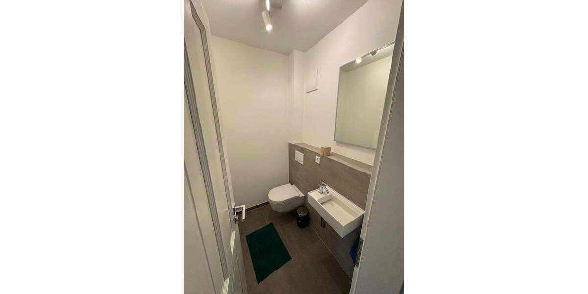 Etagenwohnung Hamburg Blankenese - 2 Zimmer, 67 m&sup2;, 1.665&euro; | Angebot:25896704