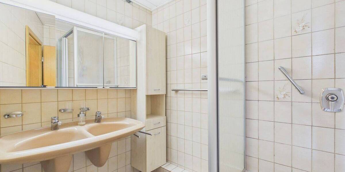 Etagenwohnung Hamburg Rönneburg - 3 Zimmer, 93 m&sup2;, 198.000&euro; | Angebot:26794861
