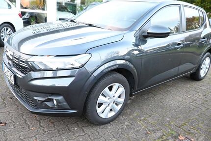 Dacia Sandero 68.000 km 13.500 € Hittfeld bei Hamburg 21218