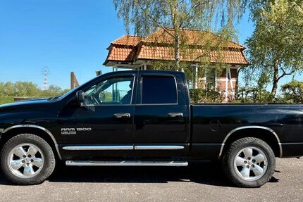 Dodge RAM 180.000 km 13.500 € Hollern-TW 21723