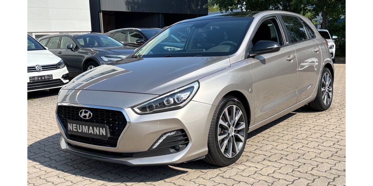 Hyundai i30 129.800 km 10.999 &euro; Rellingen 25462