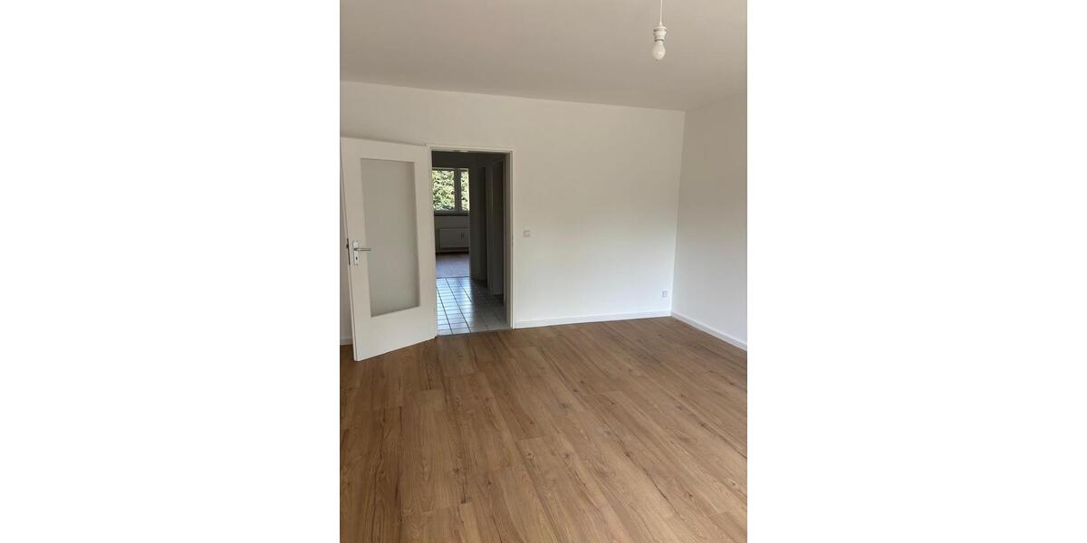 Etagenwohnung Stapelfeld - 3 Zimmer, 68 m&sup2;, 349.000&euro; | Angebot:27081506