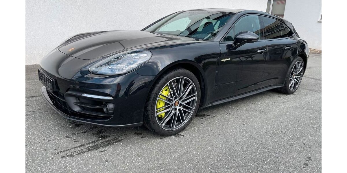 Porsche Panamera 73.225 km 53.990 &euro; Hamburg 21109