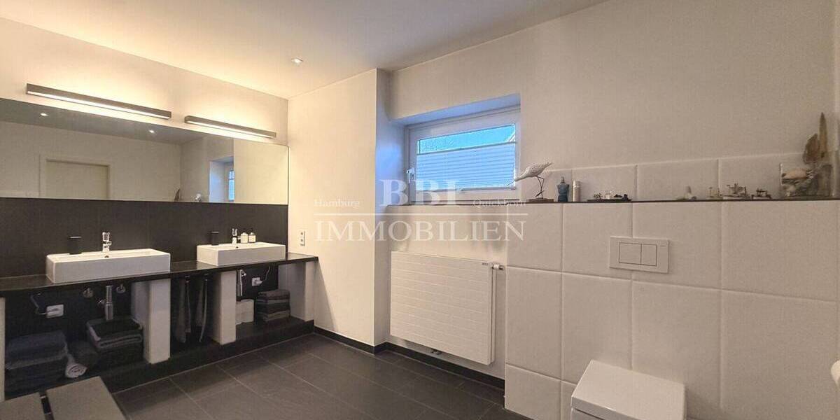 Einfamilienhaus Henstedt-Ulzburg Ulzburg - 7 Zimmer, 225 m&sup2;, 615.000&euro; | Angebot:26204446
