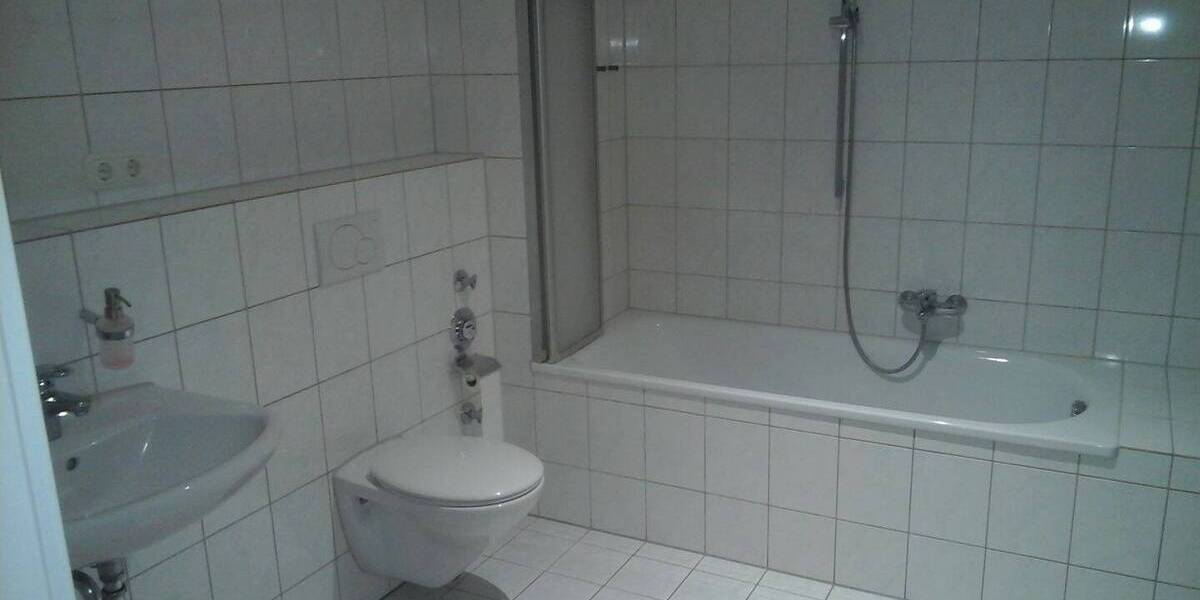 Etagenwohnung Glinde - 2 Zimmer, 77 m&sup2;, 1.080&euro; | Angebot:26261761