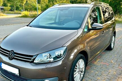VW Touran 245.000 km 5.900 &euro; Rosengarten 21224