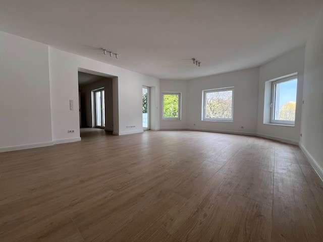 Etagenwohnung Hamburg Uhlenhorst - 3 Zimmer, 90 m&sup2;, 2.450&euro; | Angebot:26505872