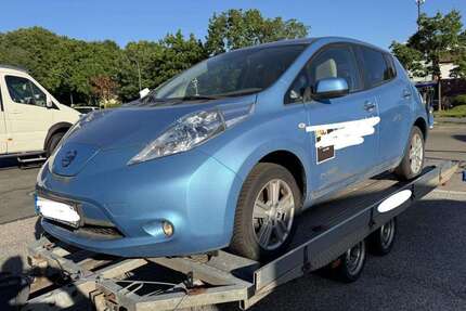 Nissan Leaf 62.500 km 3.500 &euro; Quickborn 25451
