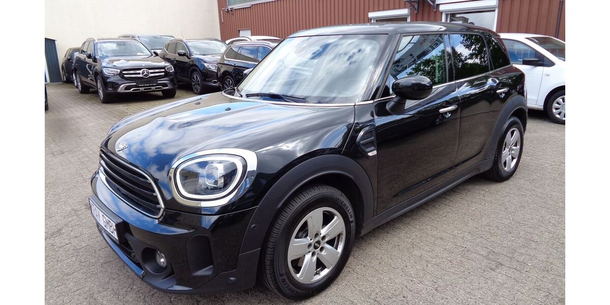 Mini Countryman D (Cooper) 138.359 km 18.450 &euro; Hamburg 22399