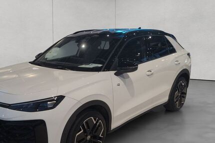 VW T-Roc 4.900 km 42.780 &euro; Hamburg 21029