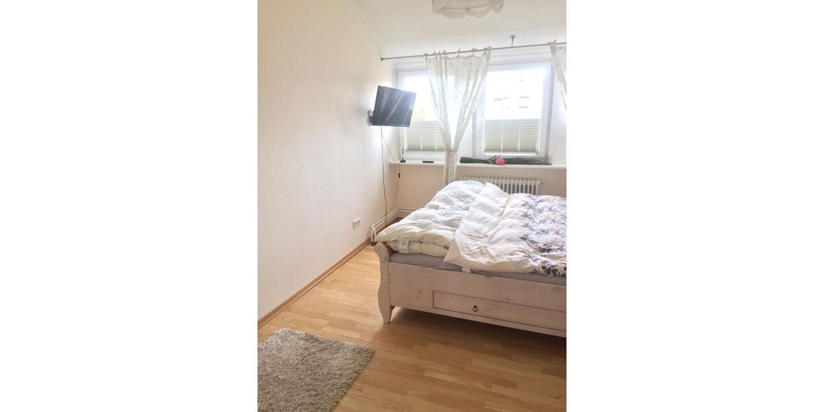 Provisionsfrei* Gepflegte 2-Zimmer Wohnung, 70m² mit Garage in SeevetalMaschen - Dachgeschoßwohnung Seevetal Holtorfsloh | Angebot:27296214