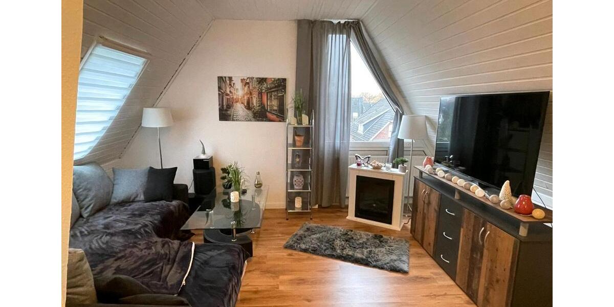 Dachgeschoßwohnung Norderstedt Garstedt - 2 Zimmer, 50 m&sup2;, 1.200&euro; | Angebot:26400088