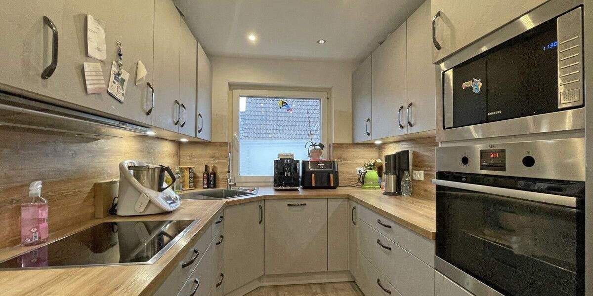 Mehrfamilienhaus, Wohnhaus Norderstedt Garstedt - 8 Zimmer, 146 m&sup2;, 599.000&euro; | Angebot:25670010