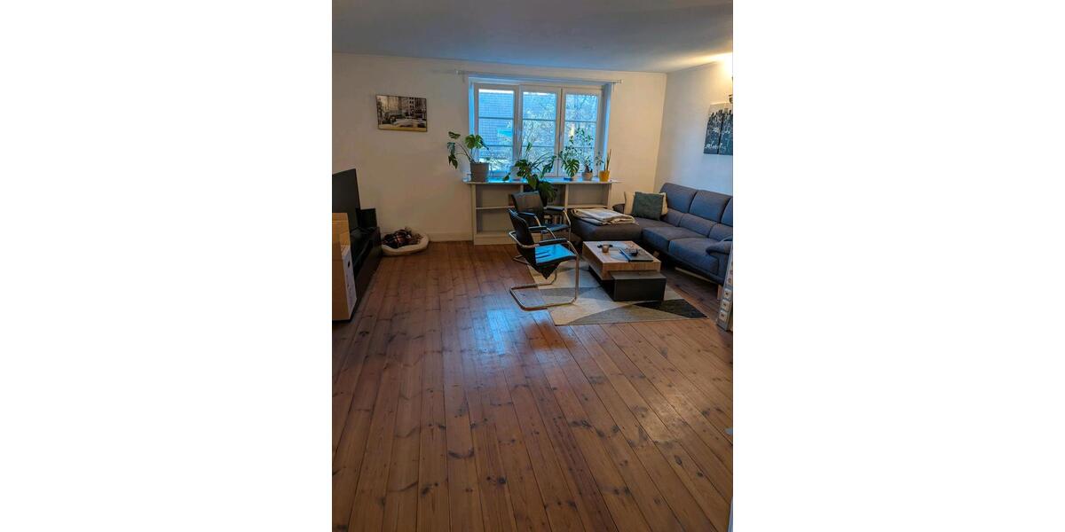 Dachgeschoßwohnung Hamburg Winterhude - 2 Zimmer, 57 m&sup2;, 1.200&euro; | Angebot:24853666